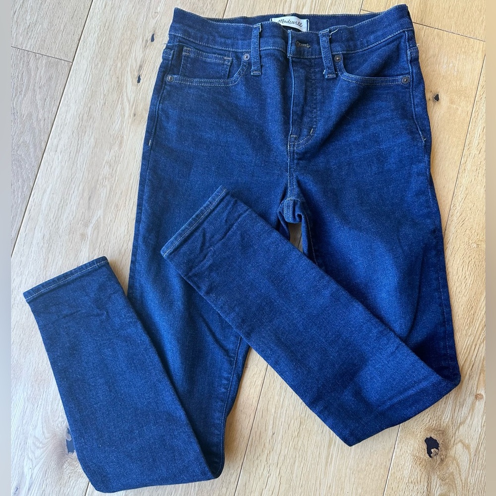 Madewell 9” mid-rise skinny jeans, size 26